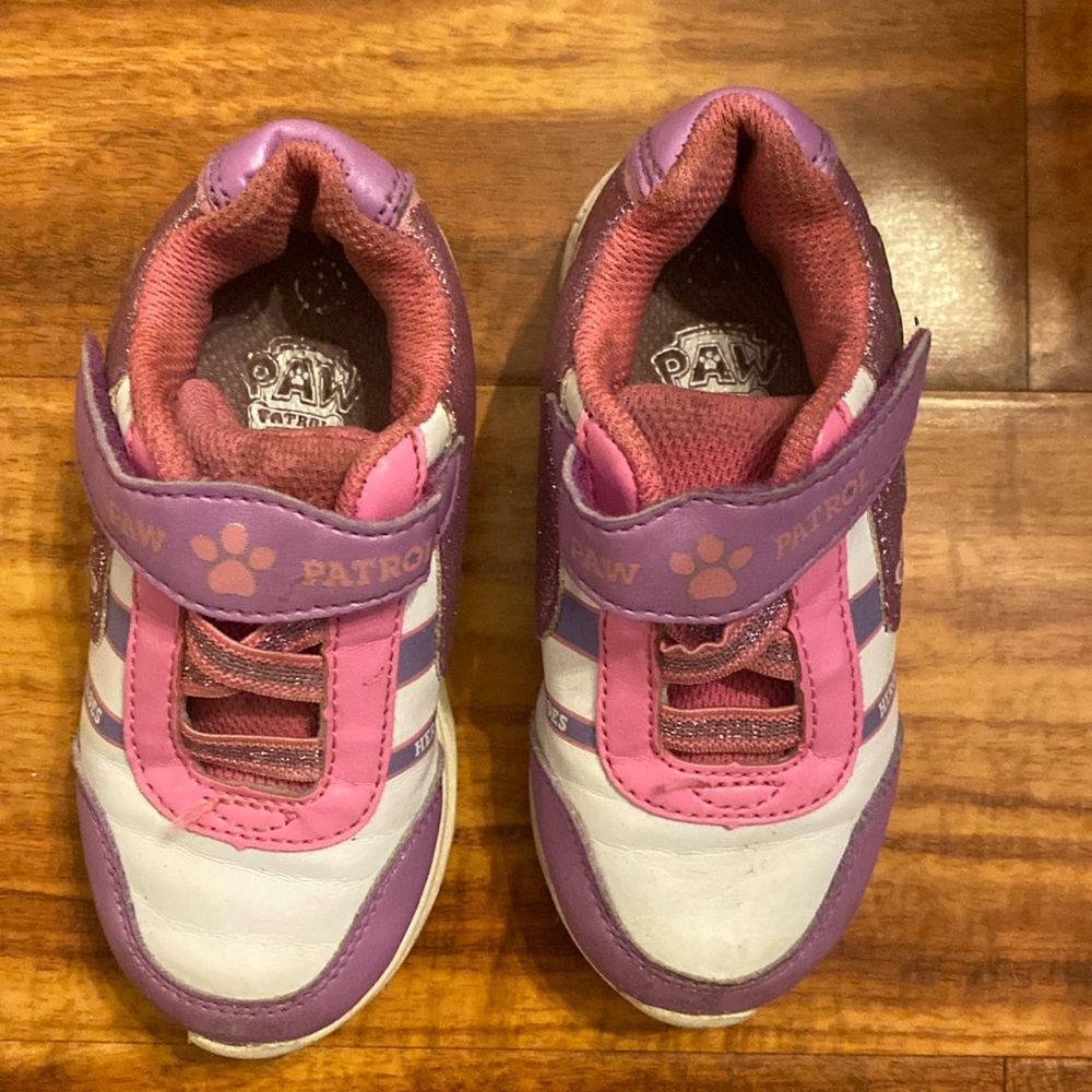 Girls Paw Patrol light up tennis shoes